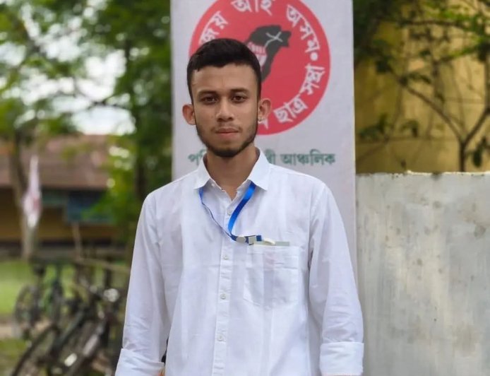 নলবাৰীৰ গংগাপুৰত ভয়ংকৰ হত্যাকাণ্ড! প্ৰেমৰ সংঘাতৰ কৰুণ পৰিণতি, চোকা অস্ত্ৰৰ আক্ৰমণত প্ৰাণ হেৰুৱালে ভাতৃয়ে, সংকটজনক অৱস্থাত ভগ্নী